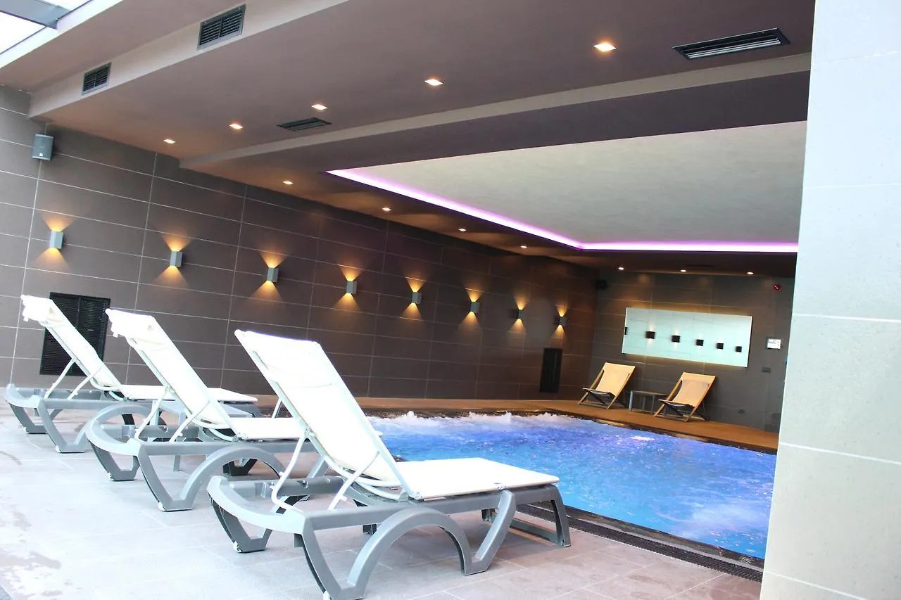 Privilege Hotel & Spa Farke e Madhe 4*,