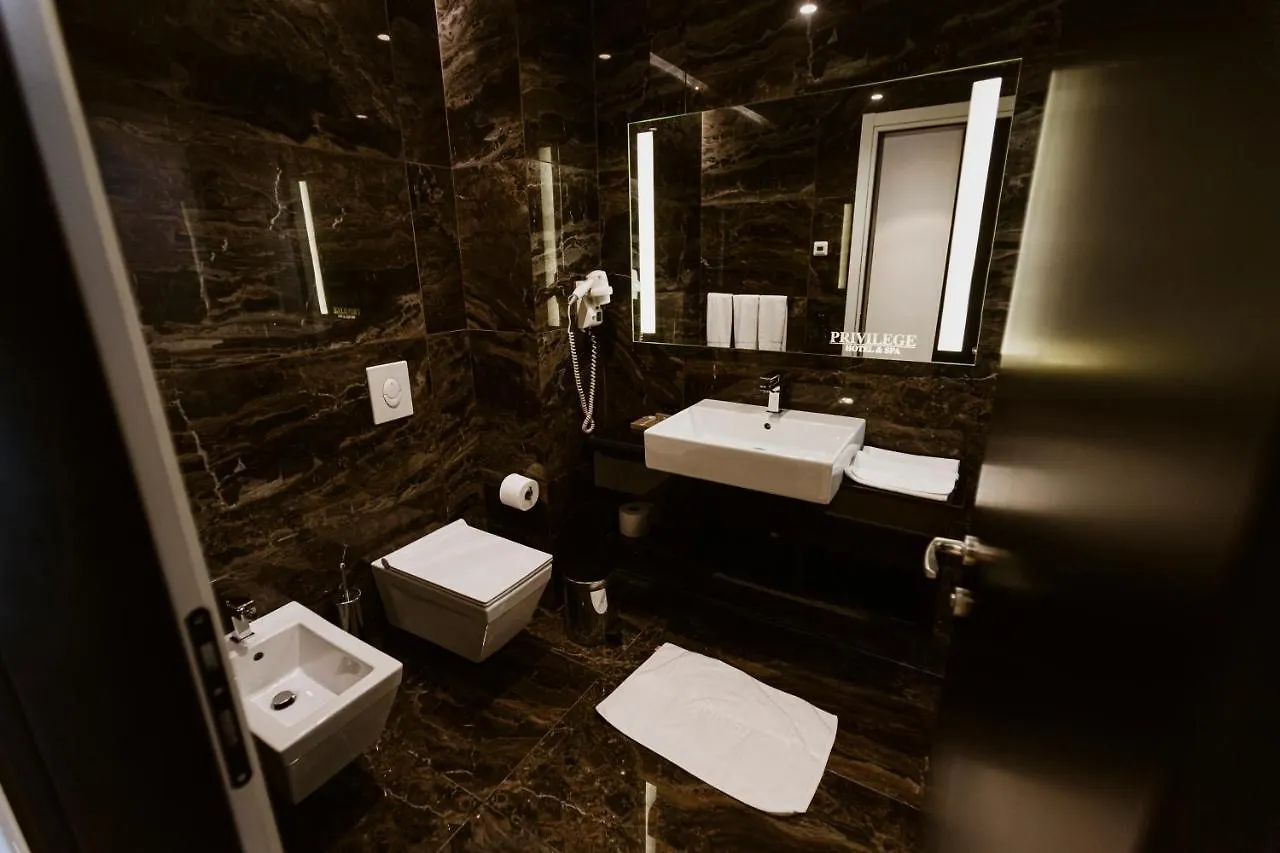 Privilege Hotel & Spa Farke e Madhe