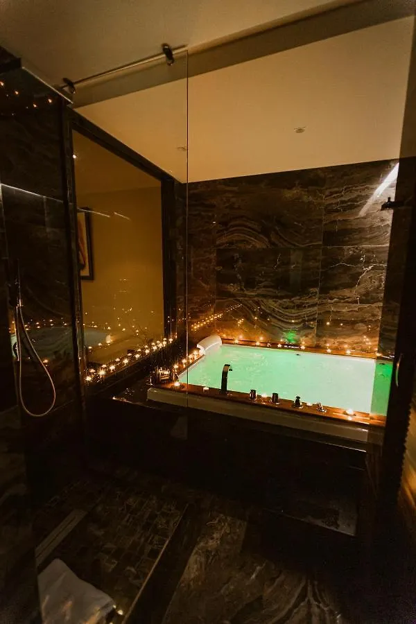 Privilege Hotel & Spa Farke e Madhe