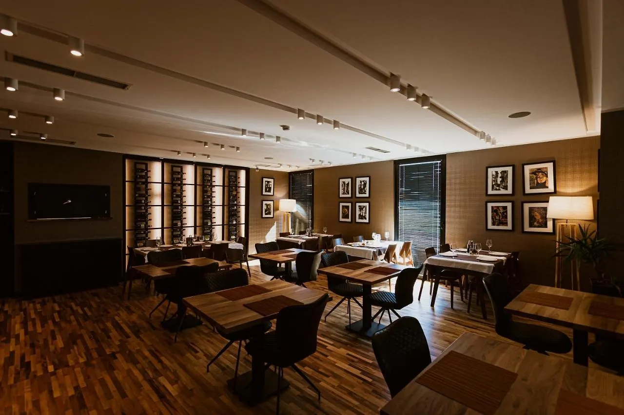 Privilege Hotel & Spa Farke e Madhe